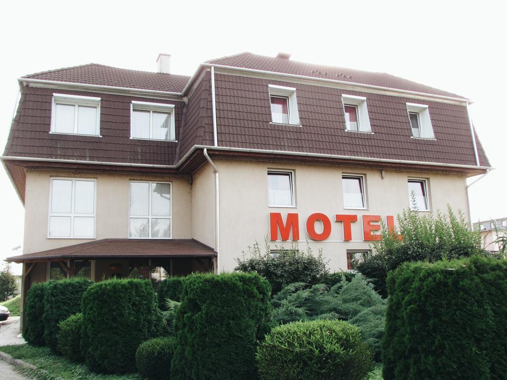 Panama Motel Székesfehérvár Extérieur photo